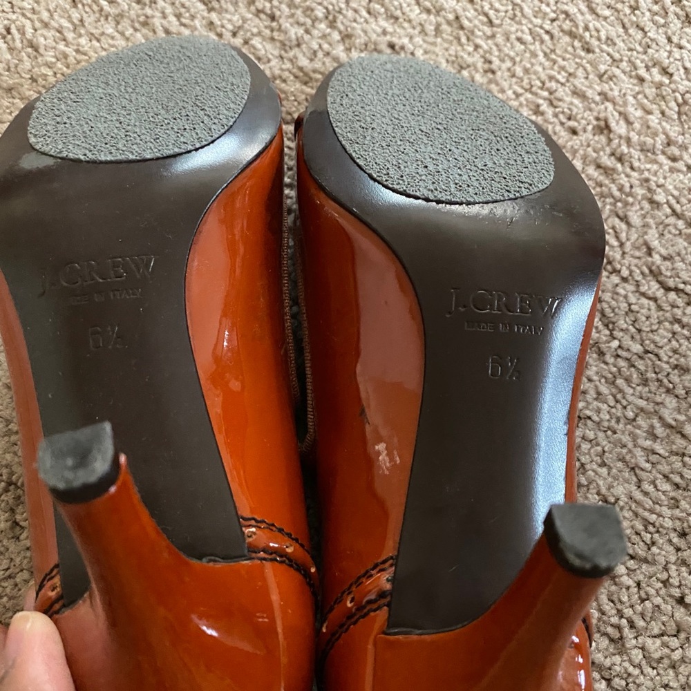 Women’s shoes